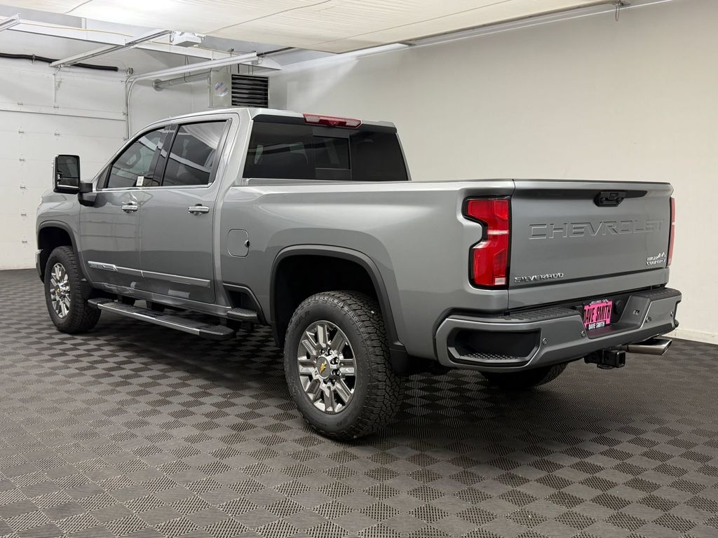 New 2026 Chevrolet Silverado 3500 HD High Country Truck