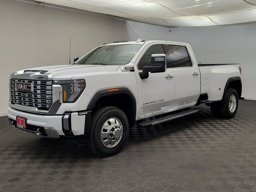 2026 GMC Sierra 4WD Crew Cab Long Box DRW Denali's photo