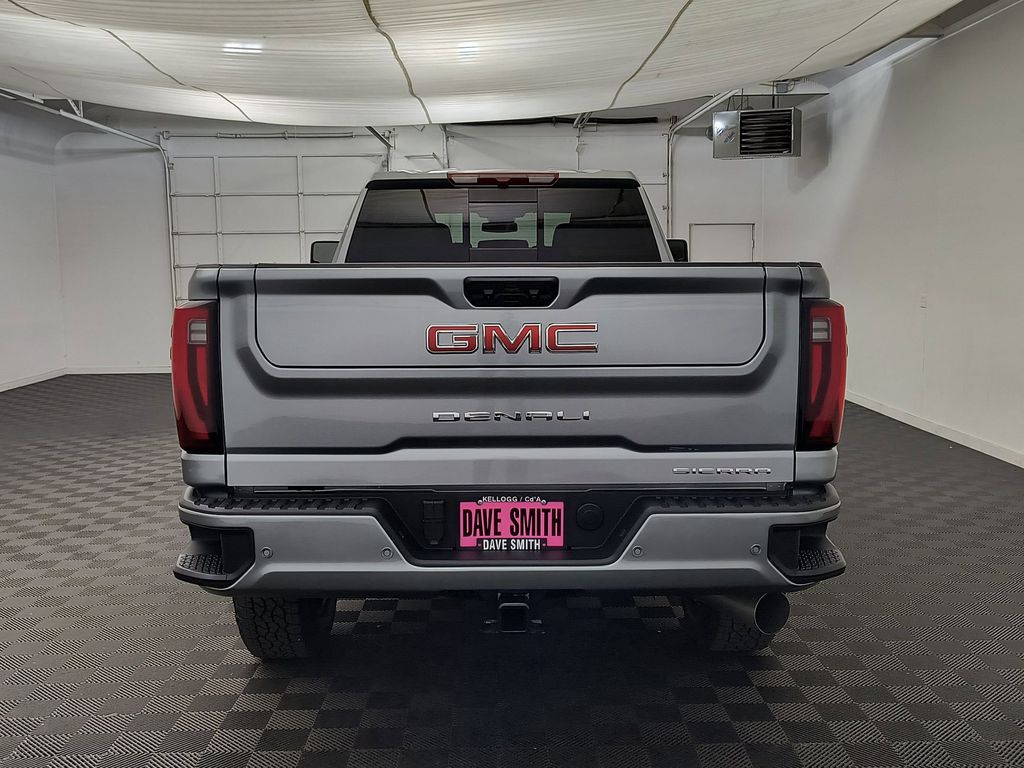 2026 GMC Sierra 3500HD Denali - Photo 10