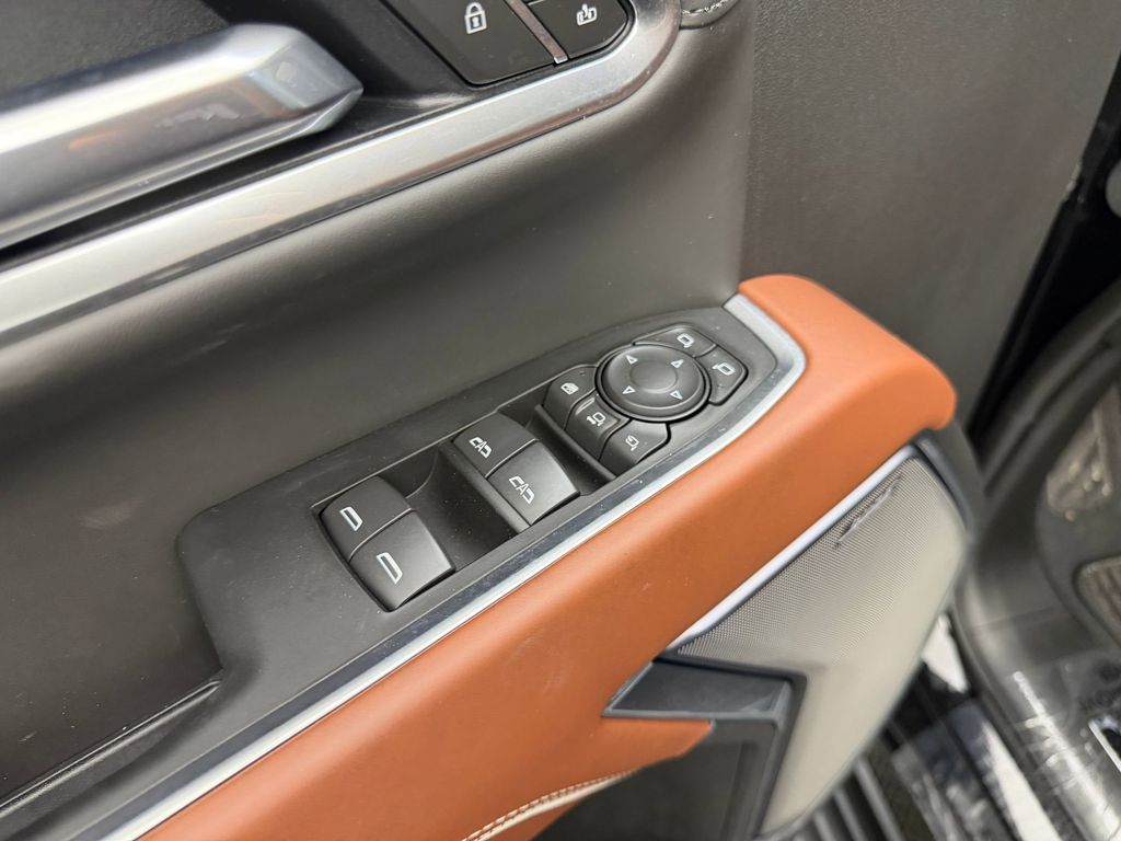 2026 GMC Sierra 2500HD Denali Ultimate - Photo 11