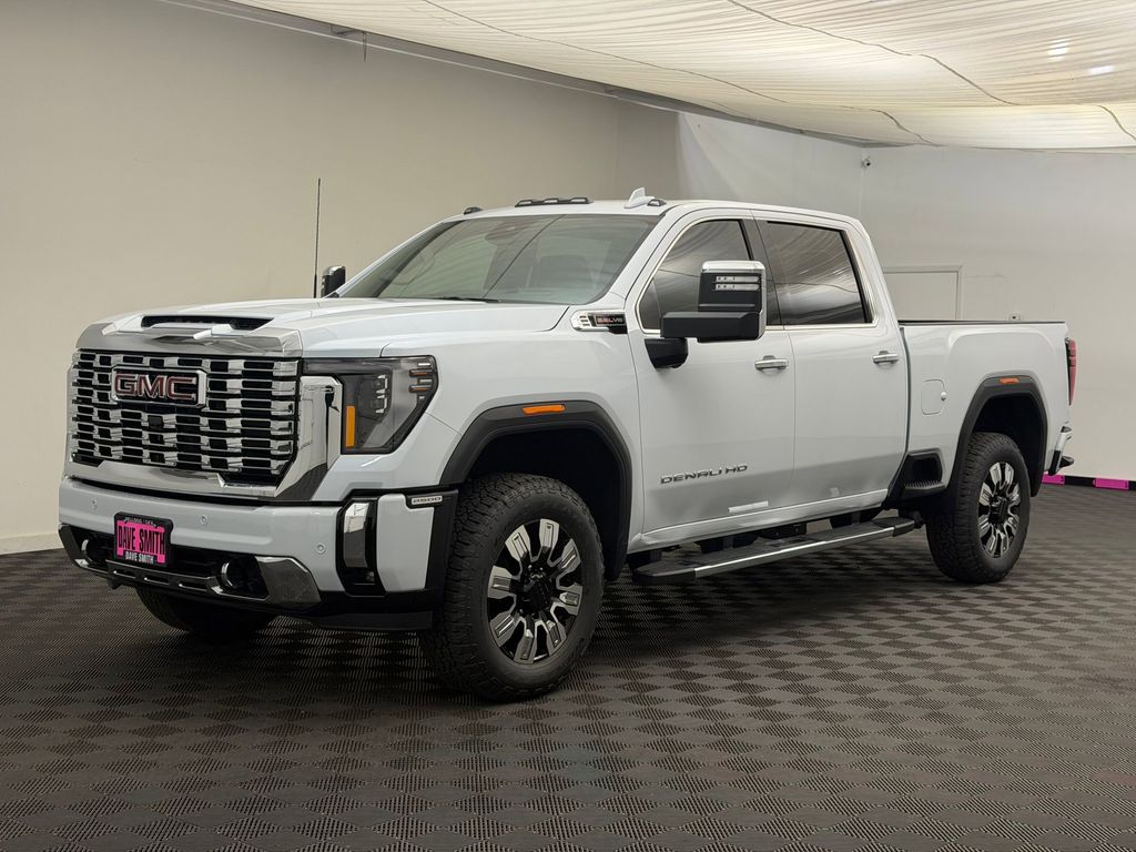 2026 GMC Sierra 4WD Crew Cab Standard Box Denali's photo