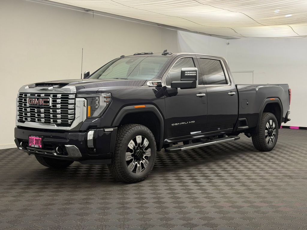2026 GMC Sierra 4WD Crew Cab Standard Box Denali's photo