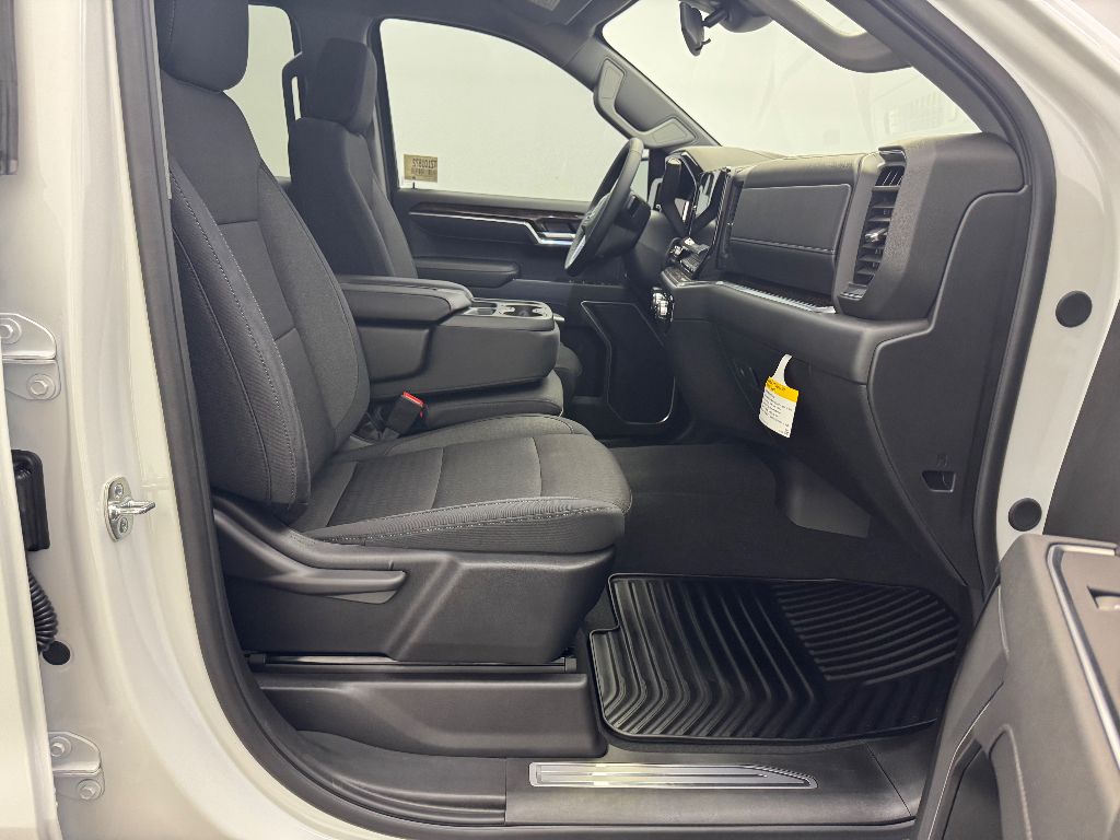 2026 GMC Sierra 1500 SLE - Photo 19