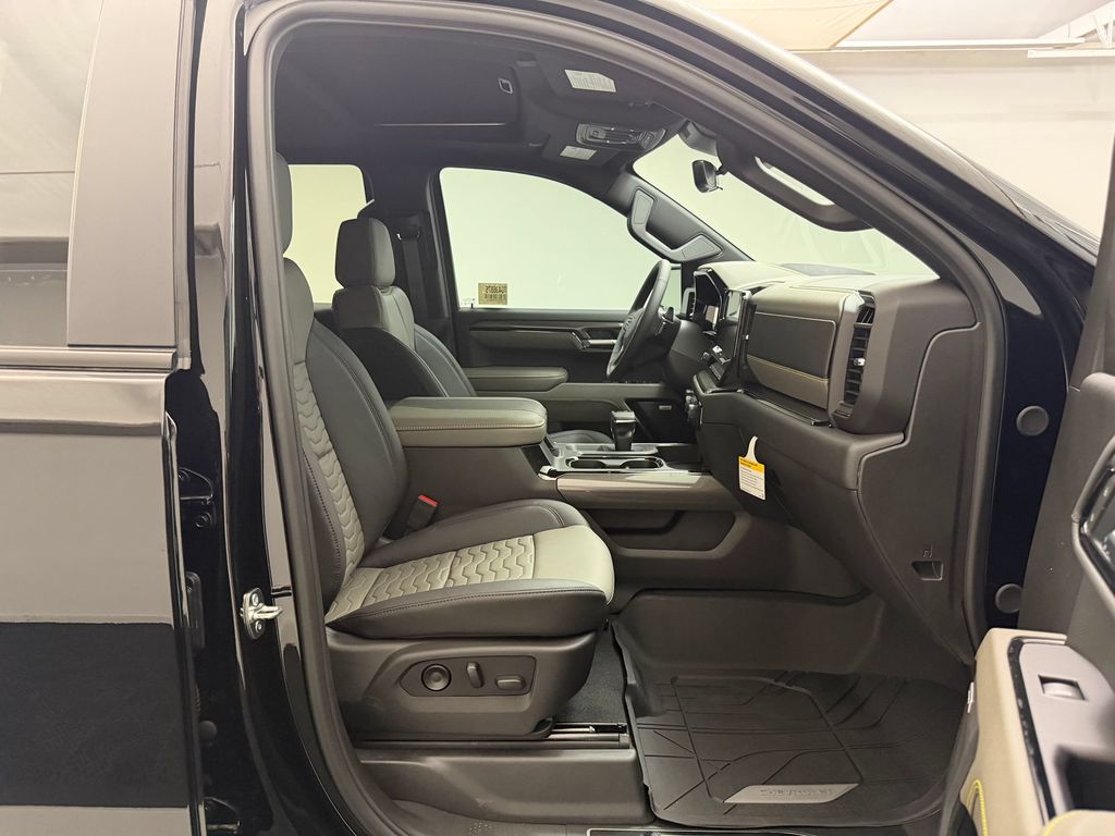 2026 Chevrolet Silverado 1500 ZR2 - Photo 27