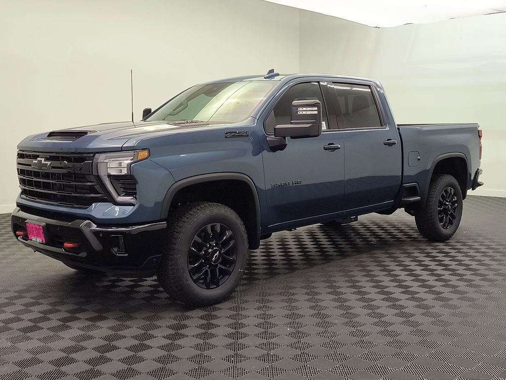 2026 Chevrolet Silverado 3500HD LTZ's photo