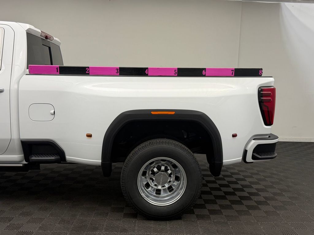 2026 GMC Sierra 3500HD Denali Ultimate - Photo 9