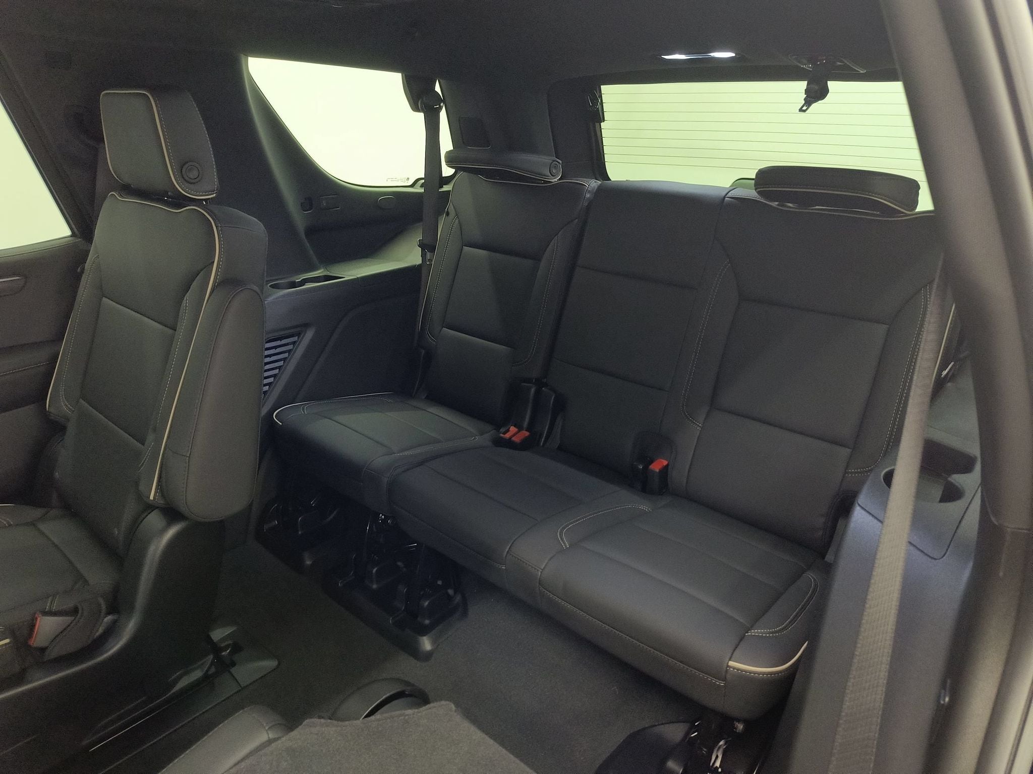 2026 Chevrolet Tahoe Premier - Photo 21