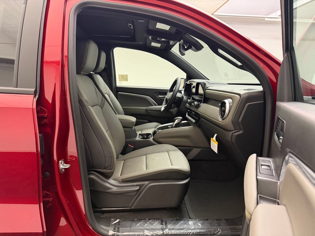 2026 Chevrolet Colorado ZR2 - Photo 22