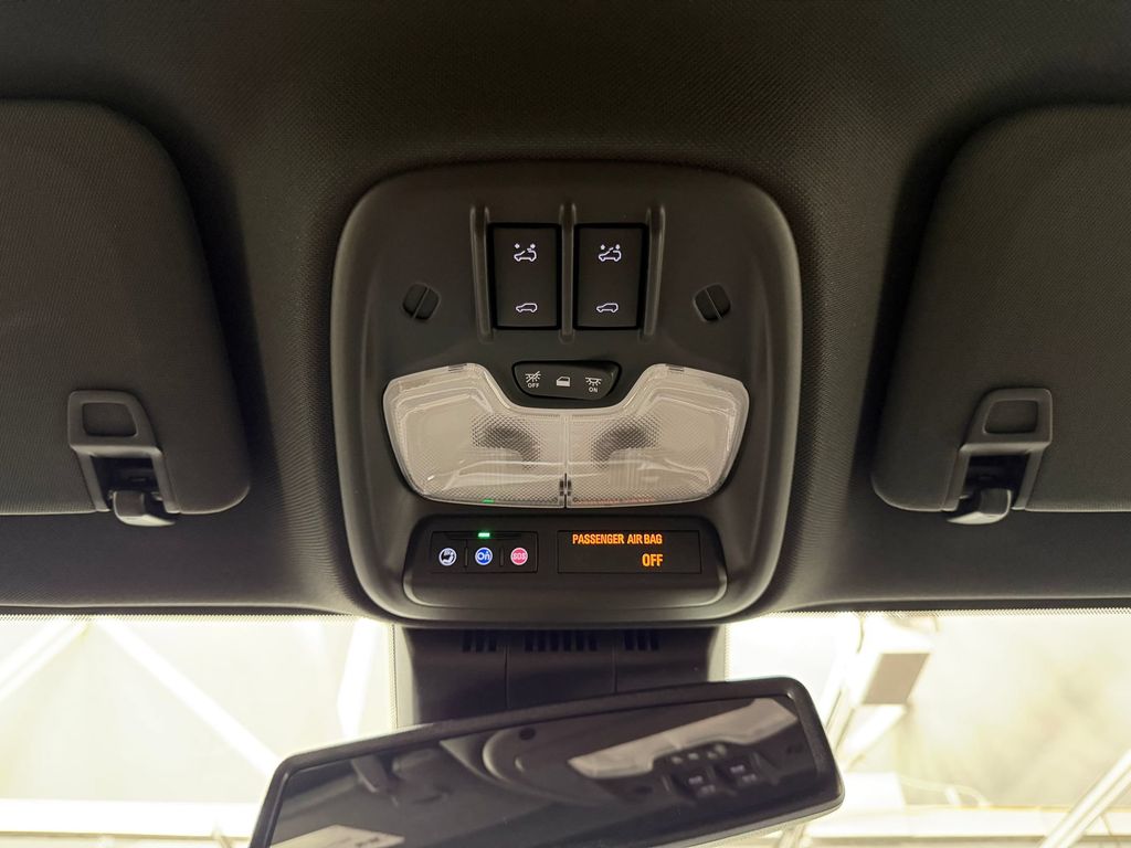 2026 Chevrolet Colorado ZR2 - Photo 30