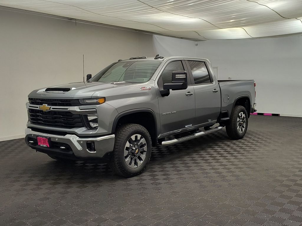 2026 Chevrolet Silverado HD LT 4WD Crew Cab Standard Box's photo