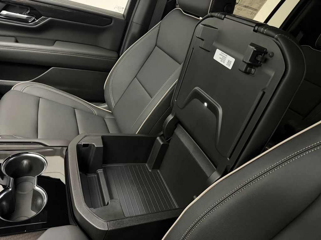2026 GMC Yukon XL Elevation - Photo 30