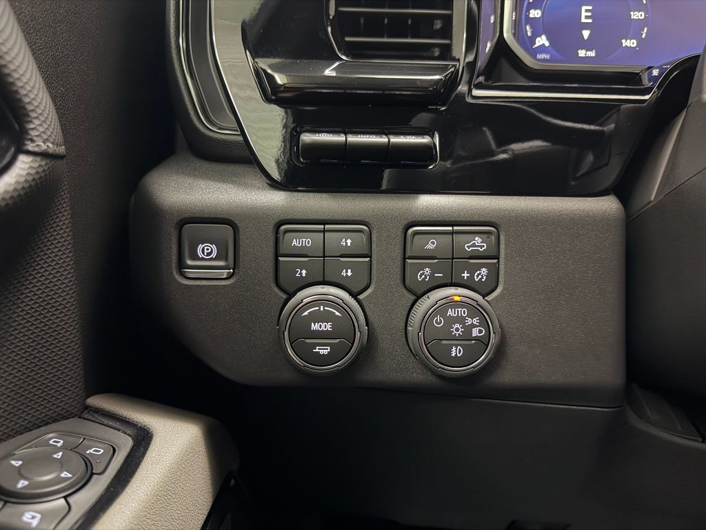 2026 Chevrolet Silverado 1500 ZR2 - Photo 33