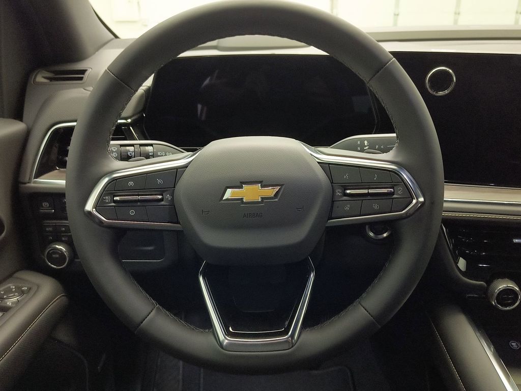 2025 Chevrolet Suburban Premier - Photo 15