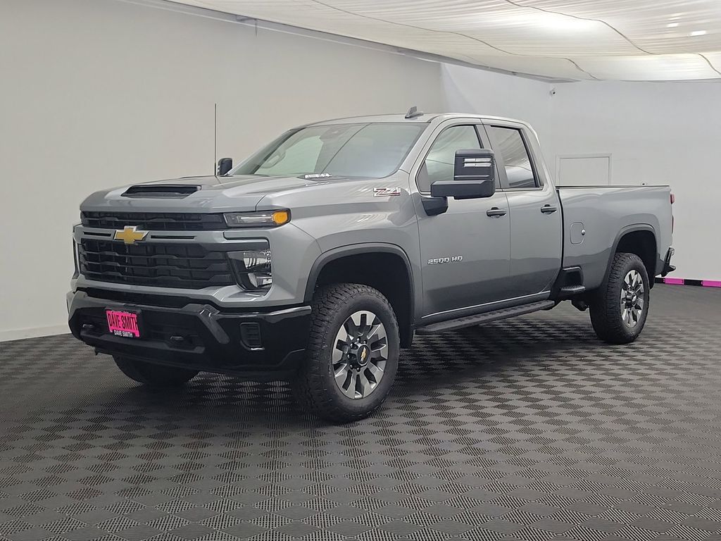 2026 Chevrolet Silverado 2500HD Custom's photo