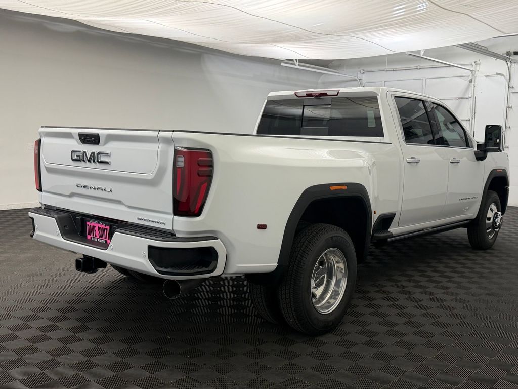 2026 GMC Sierra 3500HD Denali Ultimate - Photo 23