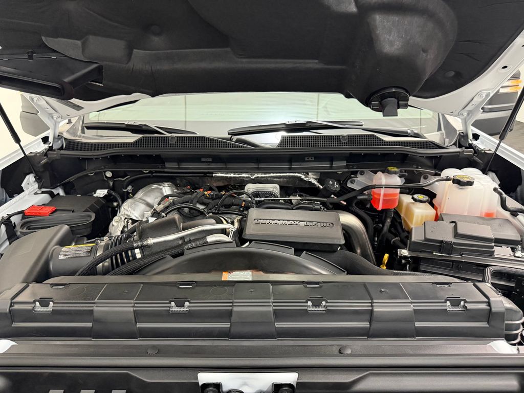 2026 Chevrolet Silverado 3500 HD LT - Photo 34