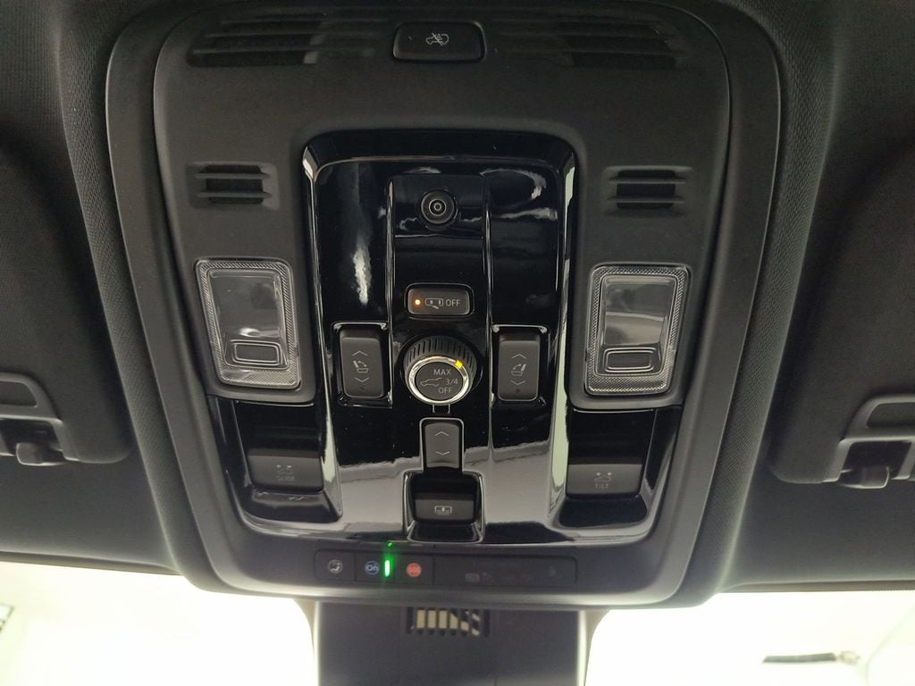 2026 Chevrolet Tahoe Premier - Photo 15