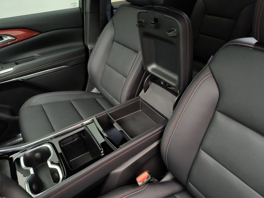 2026 Chevrolet Traverse Z71 - Photo 28