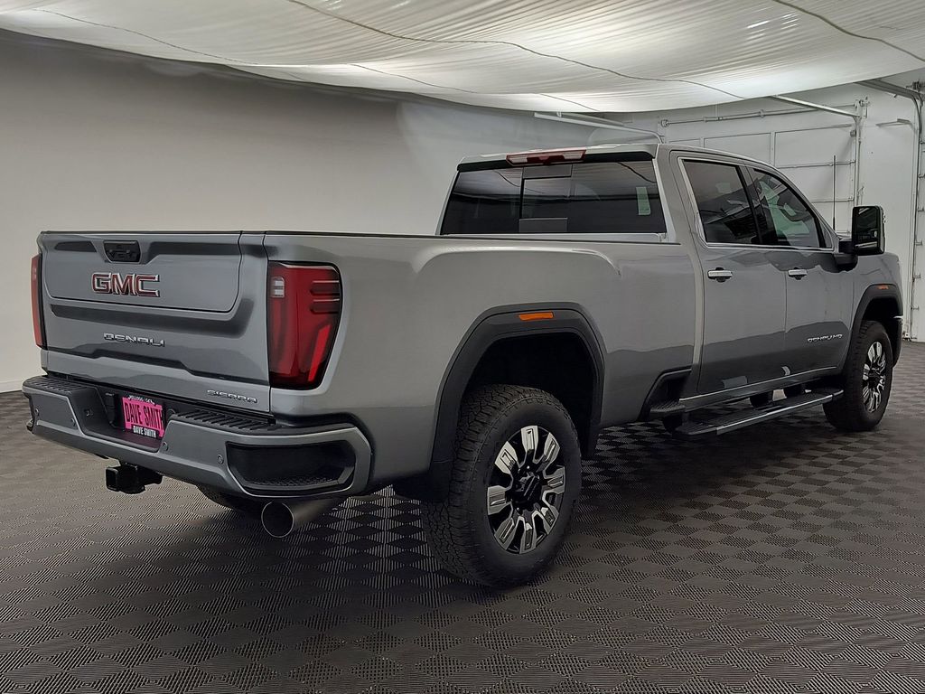 2026 GMC Sierra 3500HD Denali - Photo 9