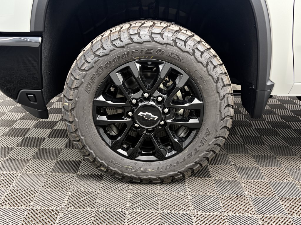 2026 Chevrolet Silverado 3500 HD LT - Photo 13