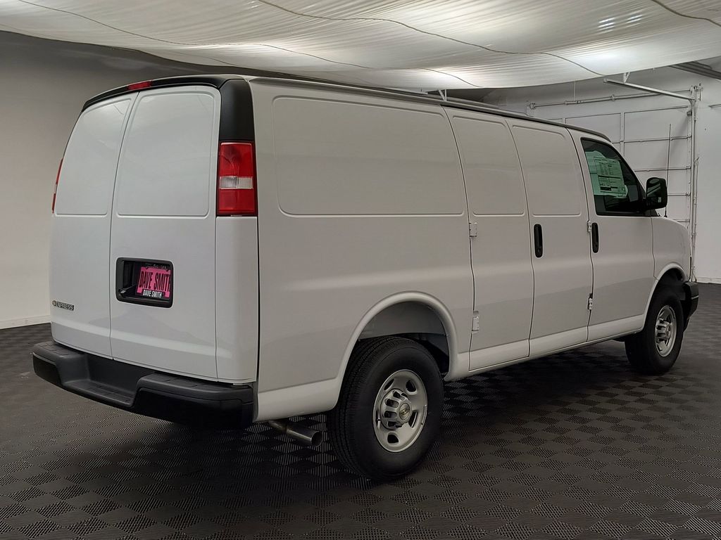 2026 Chevrolet Express Cargo Work Van - Photo 9