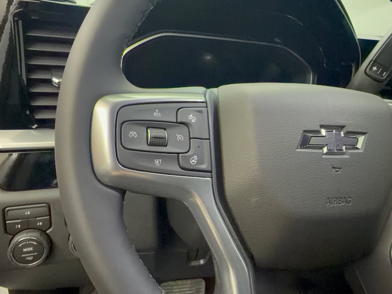 2026 Chevrolet Silverado 3500 HD LT - Photo 18