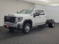 2026 GMC Sierra 3500 HD Chassis Cab Pro Truck