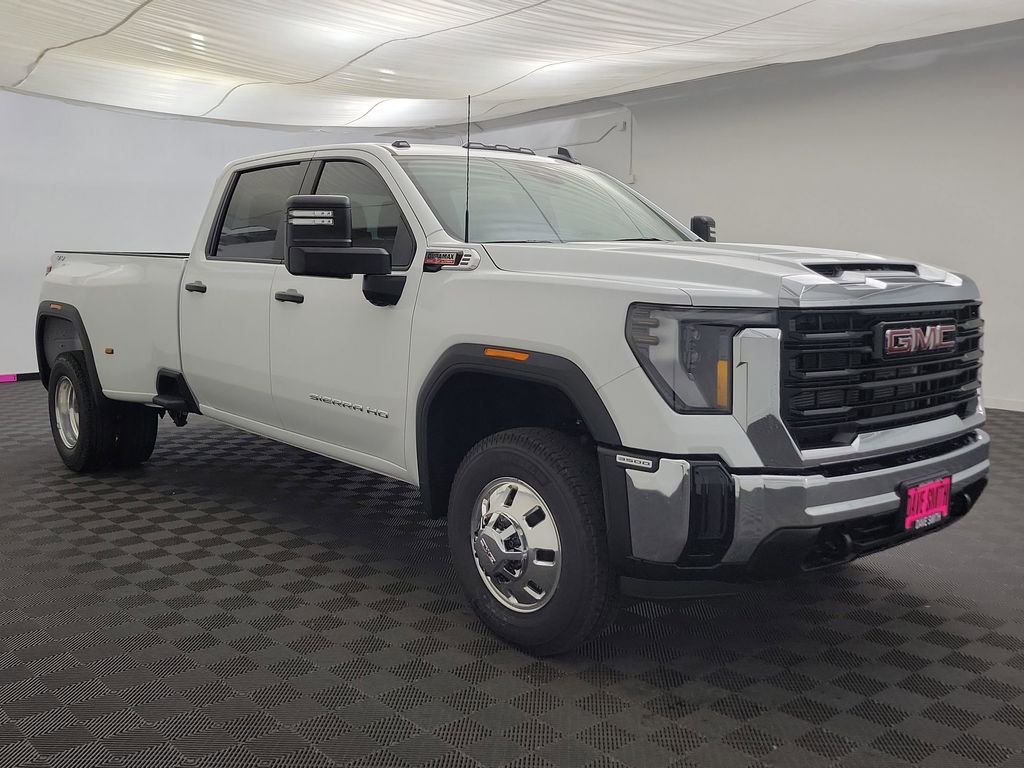 2026 GMC Sierra 3500HD Pro - Photo 7