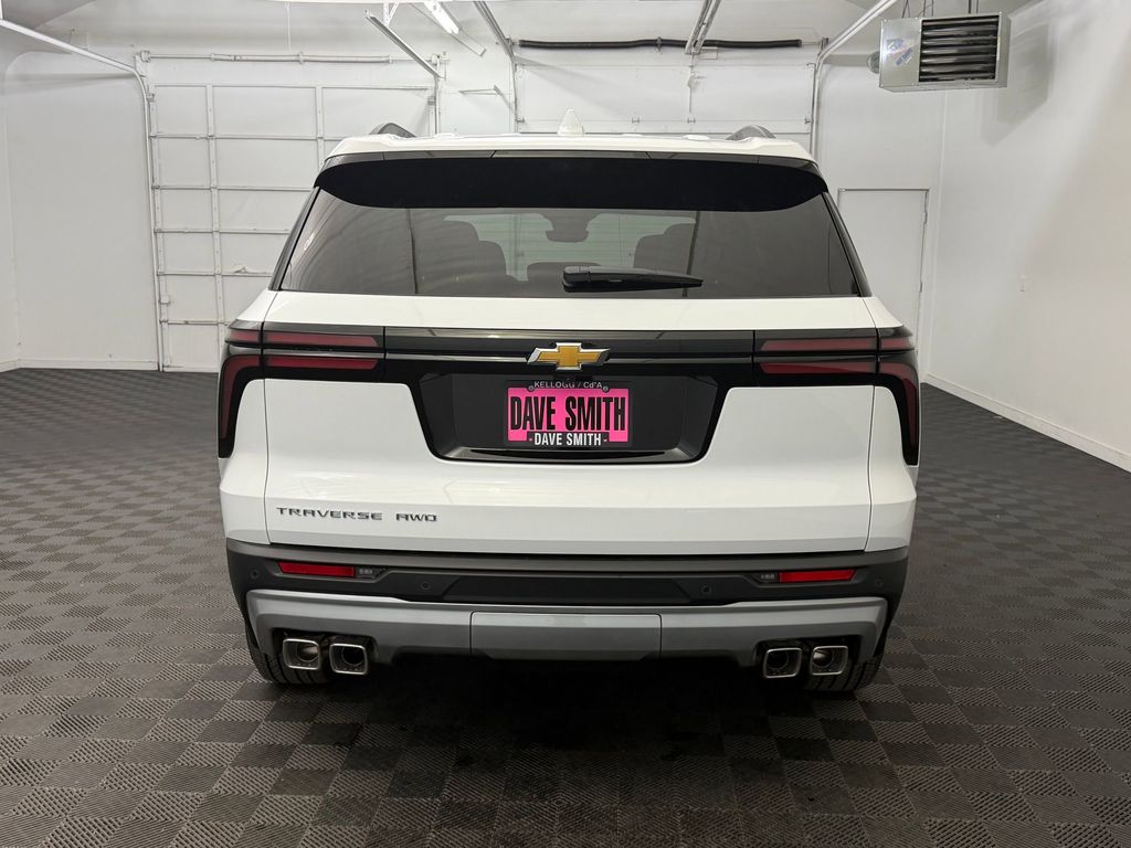 2026 Chevrolet Traverse LT - Photo 10