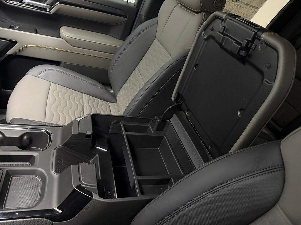2026 Chevrolet Silverado 1500 ZR2 - Photo 32