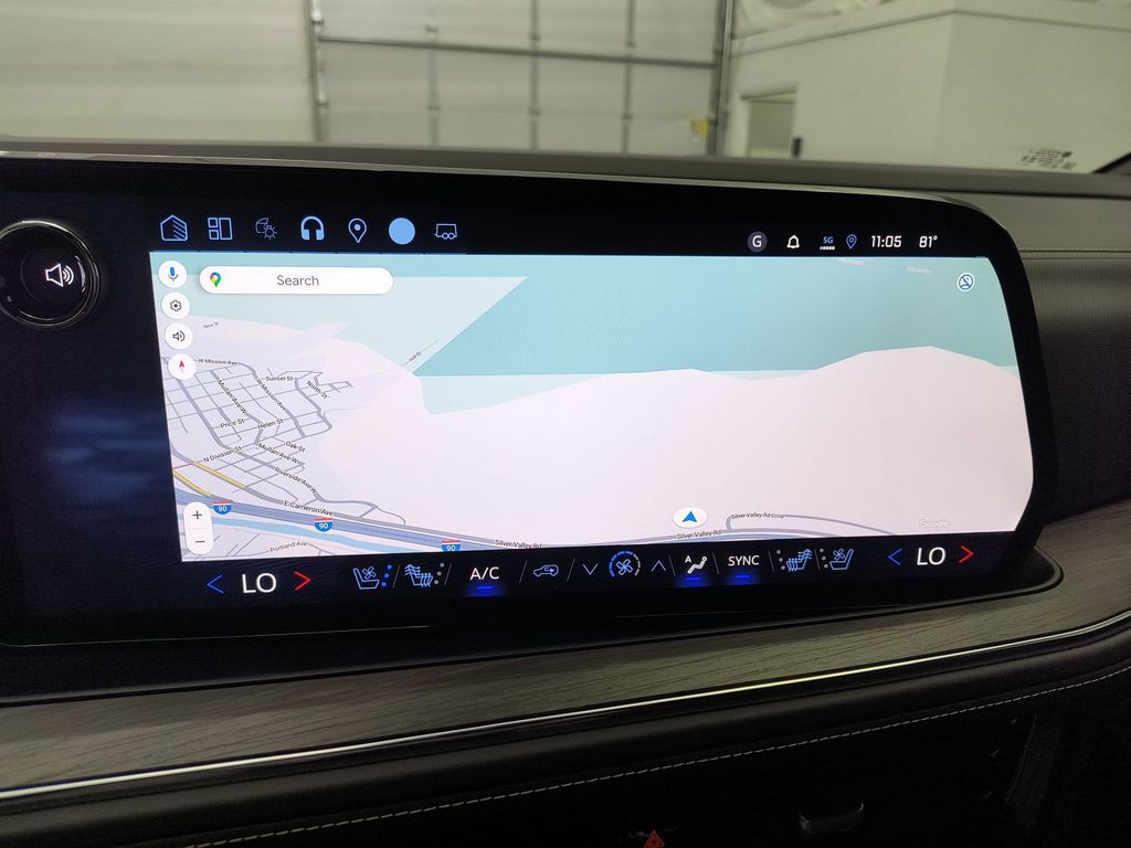 2025 Chevrolet Suburban Premier - Photo 23