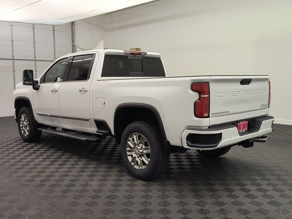 New 2026 Chevrolet Silverado 3500 HD High Country Truck