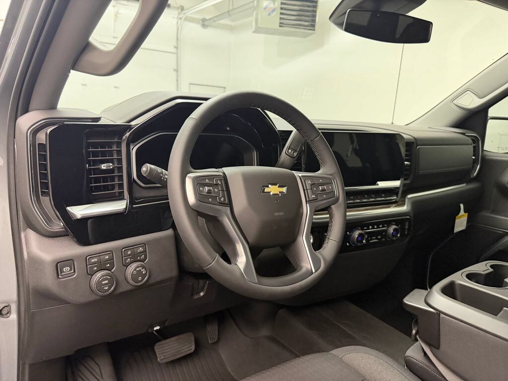 New 2026 Chevrolet Silverado 1500 LT Truck