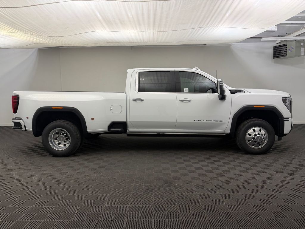 2026 GMC Sierra 3500HD Denali Ultimate - Photo 8