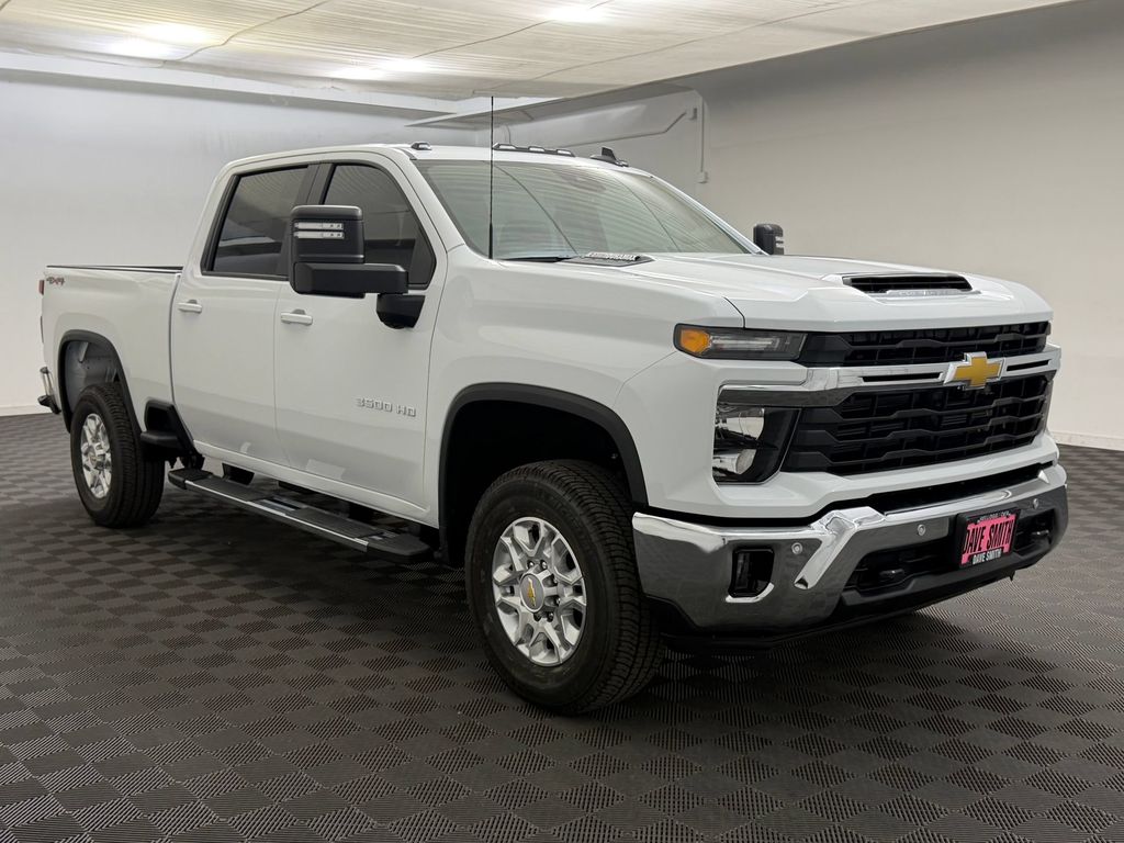 2026 Chevrolet Silverado 3500 HD LT - Photo 7