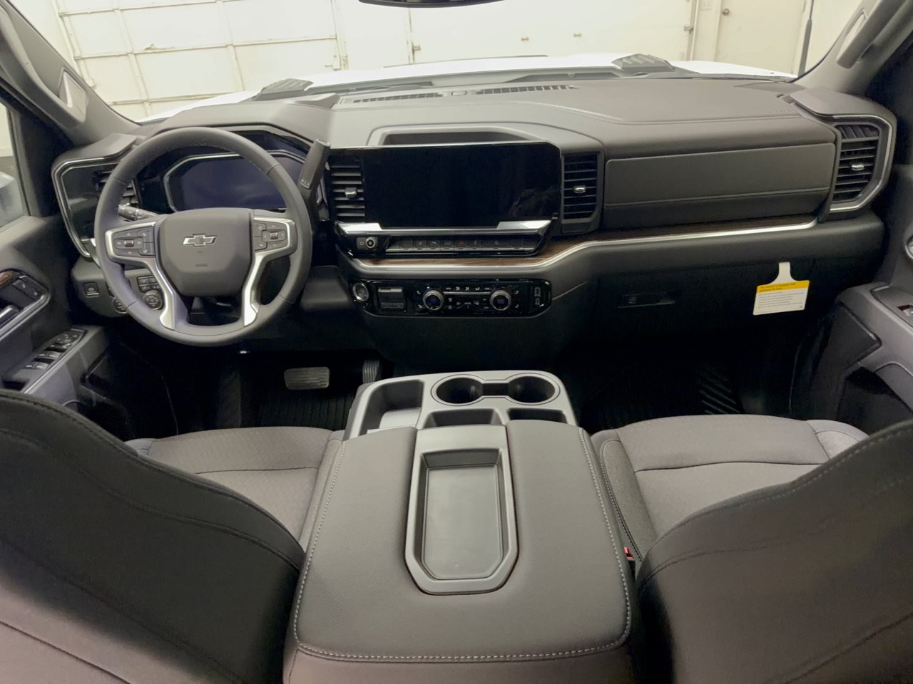 2026 Chevrolet Silverado 3500 HD LT - Photo 17