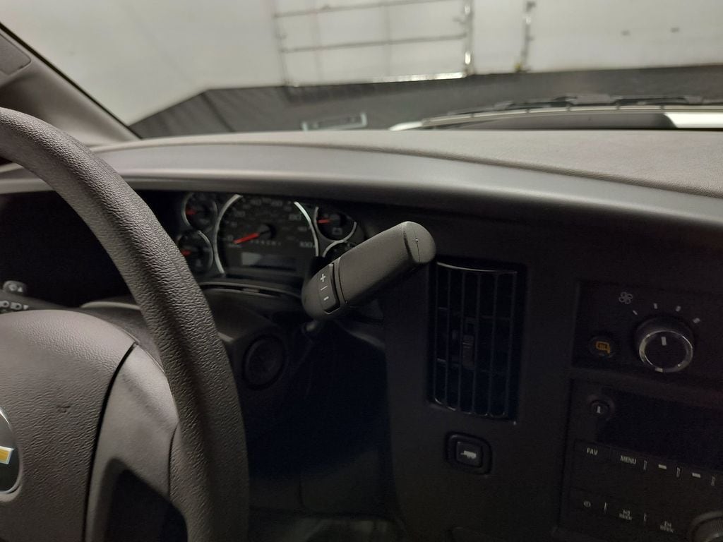 2026 Chevrolet Express Cargo Work Van - Photo 14