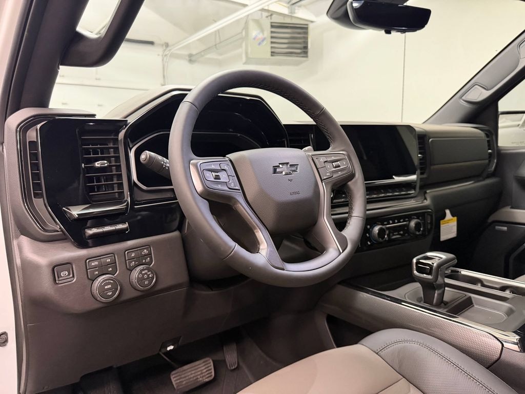 New 2026 Chevrolet Silverado 1500 ZR2 Truck