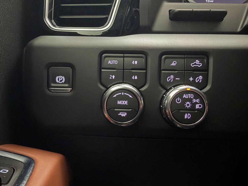 2026 GMC Sierra 3500HD Denali Ultimate - Photo 36