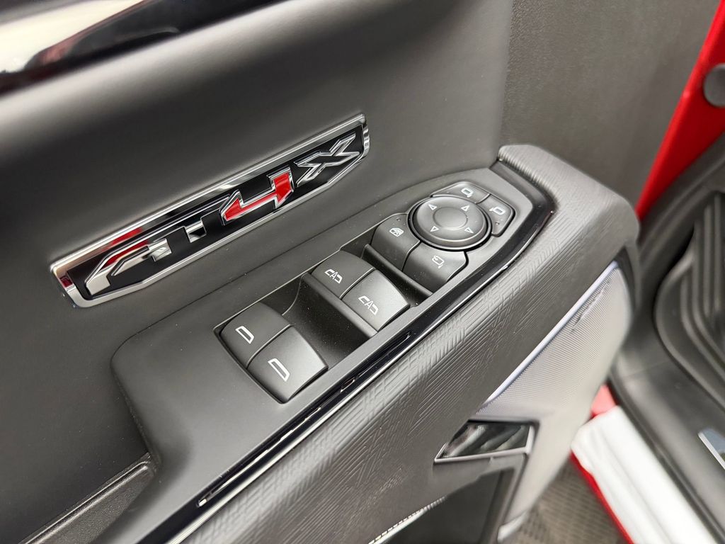 2026 GMC Sierra 1500 AT4X - Photo 12