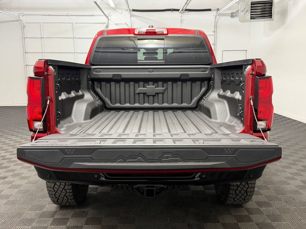 2026 Chevrolet Colorado ZR2 - Photo 21