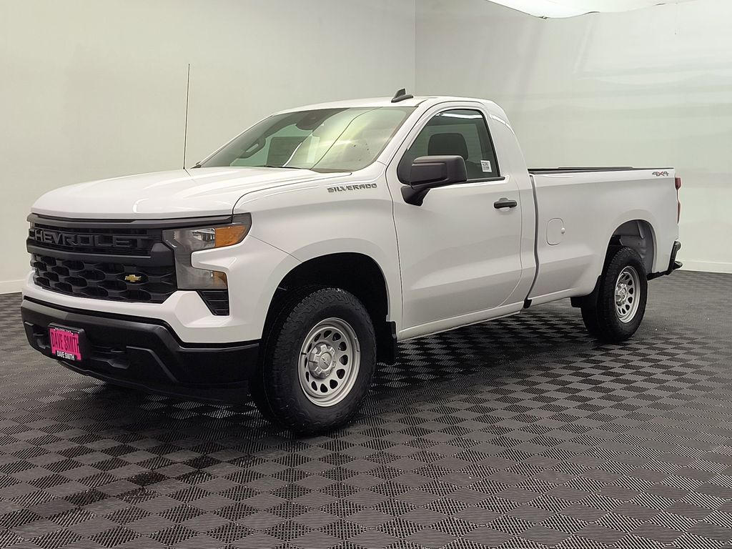 2026 Chevrolet Silverado WT's photo