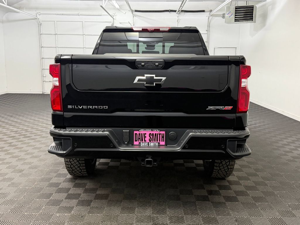 2026 Chevrolet Silverado 1500 ZR2 - Photo 9