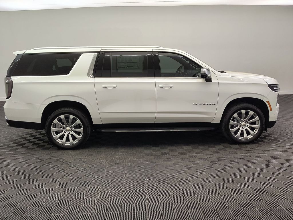 2025 Chevrolet Suburban Premier - Photo 7