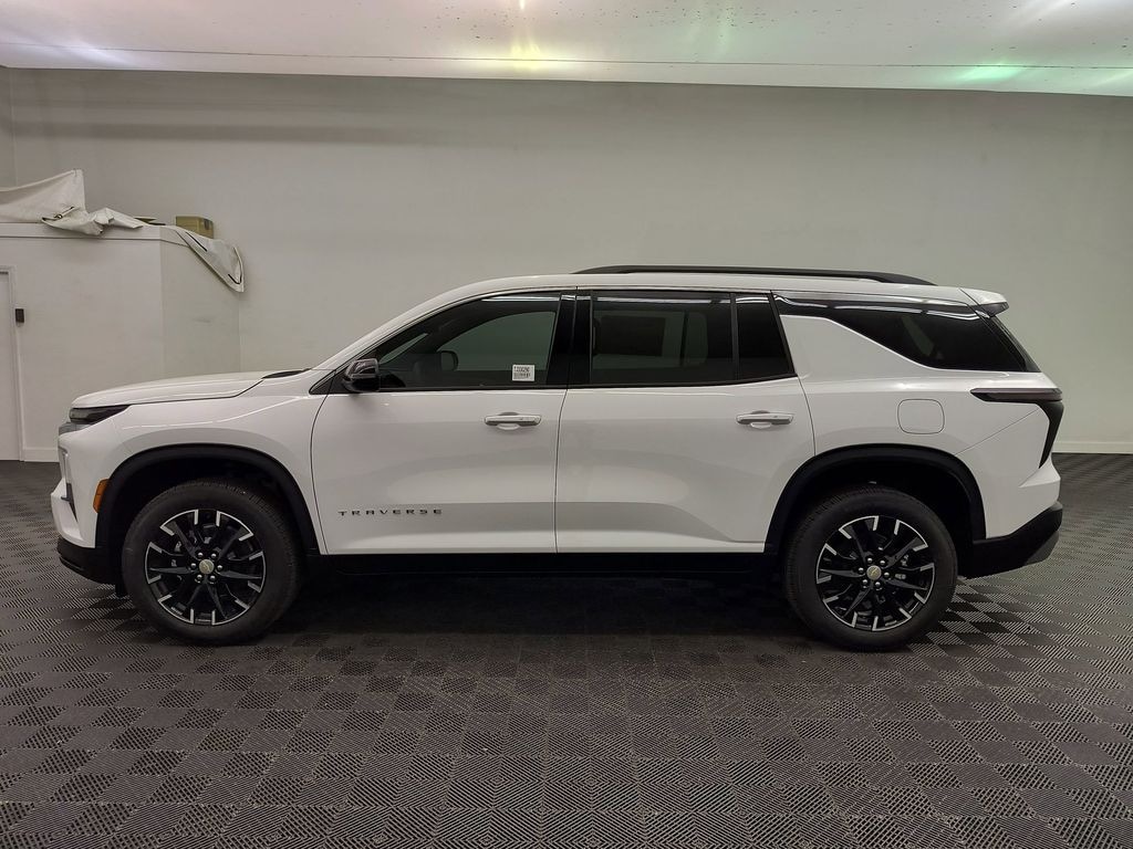 New 2026 Chevrolet Traverse LT SUV