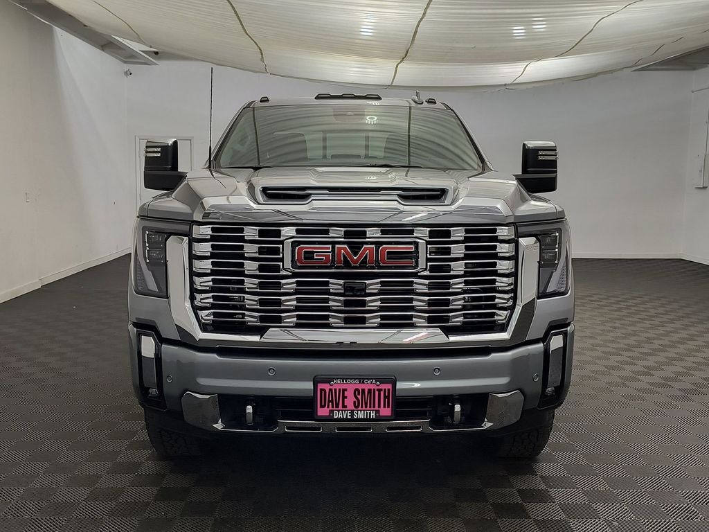 2026 GMC Sierra 3500HD Denali - Photo 6