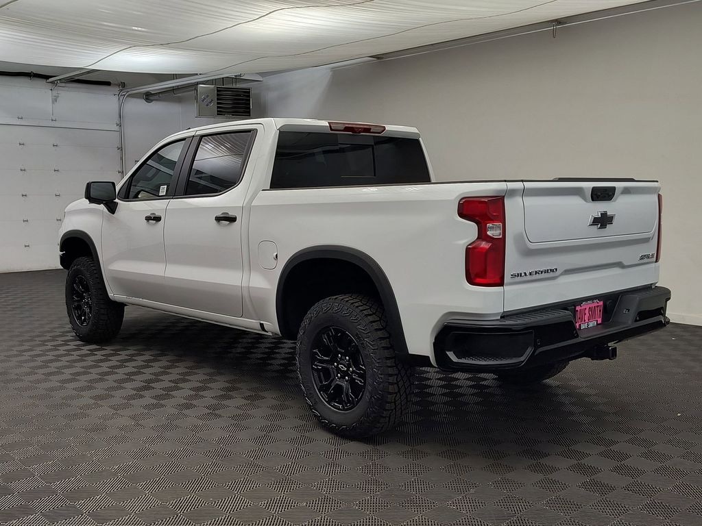 New 2026 Chevrolet Silverado 1500 ZR2 Truck