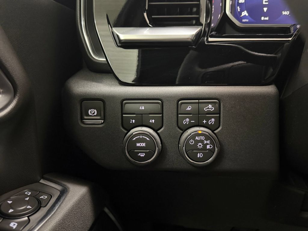 2026 Chevrolet Silverado 3500 HD LT - Photo 17