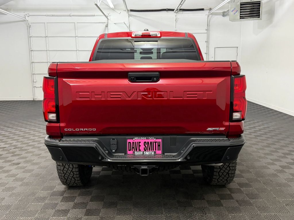 2026 Chevrolet Colorado ZR2 - Photo 10