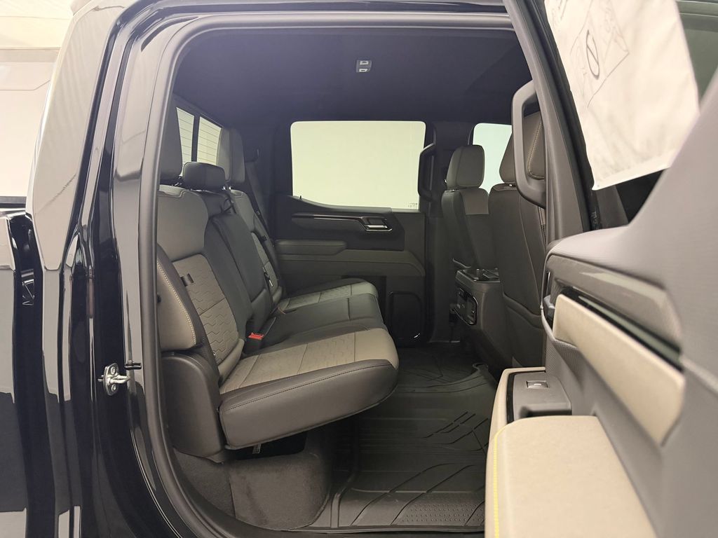 2026 Chevrolet Silverado 1500 ZR2 - Photo 30